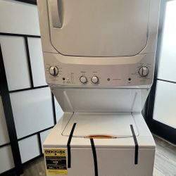 Washer Dryer Combo Like New