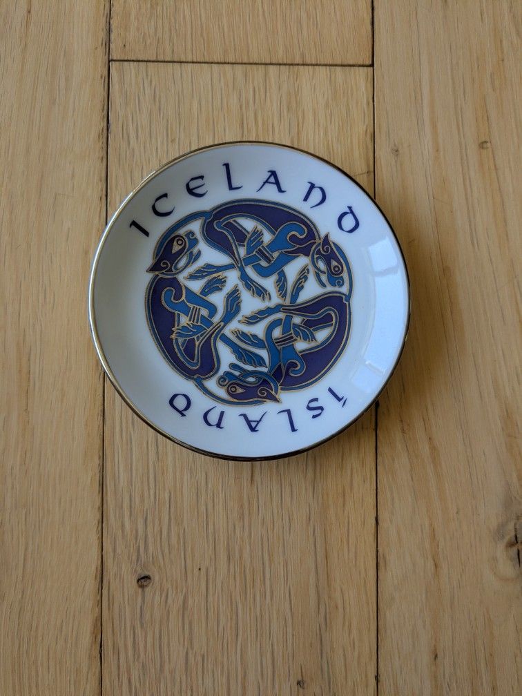 Dragon Viking Design Iceland Porcelain Plate Wall Hanging, Trinket Holder 4" New. Intricate painting souvenir.