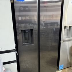 New Black Samsung Refrigerator 