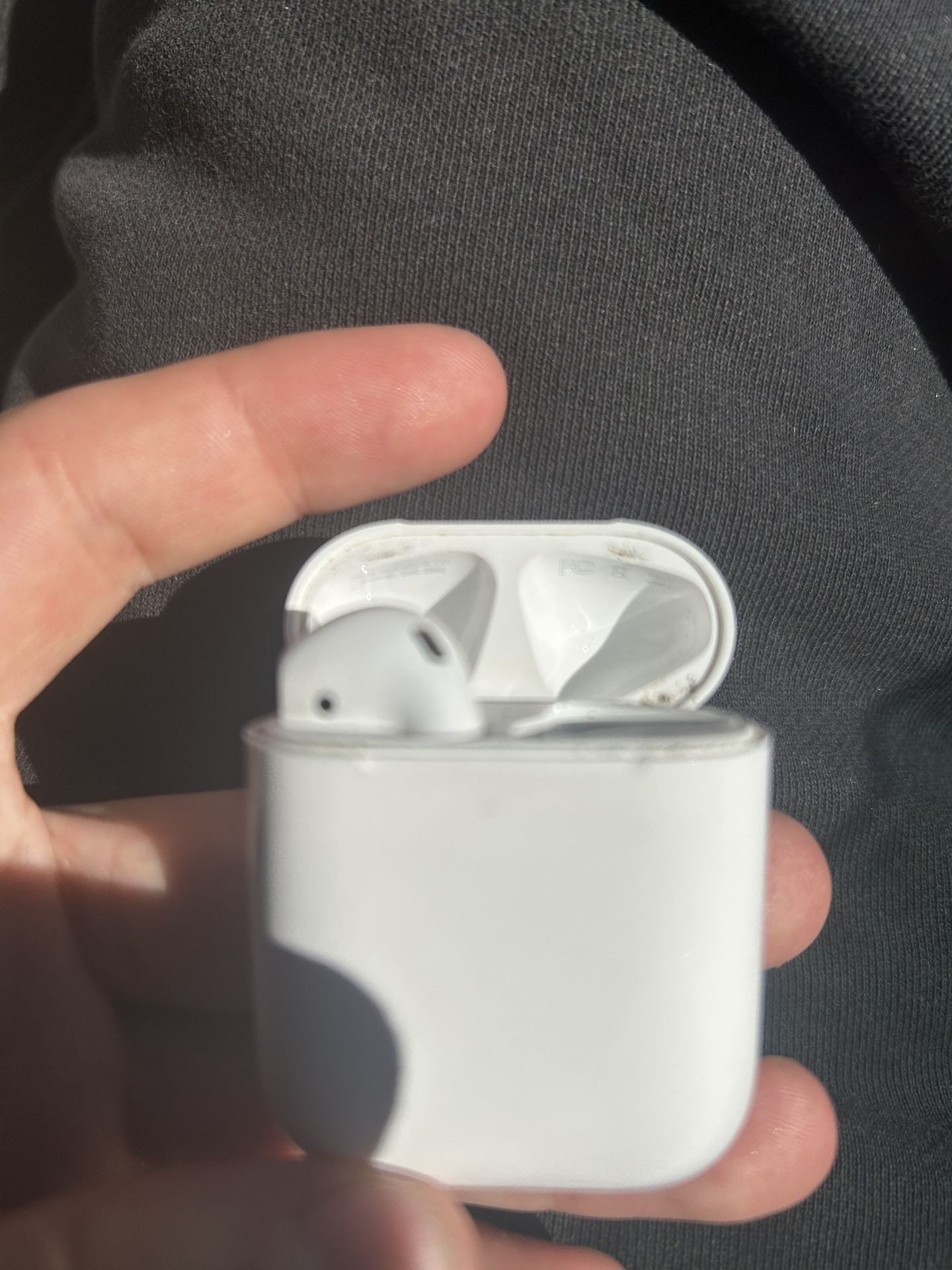 AirPods
