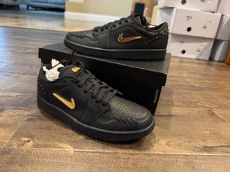 New Women’s size 9.5 Jordan 1 Low