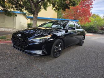 2022 Hyundai Elantra