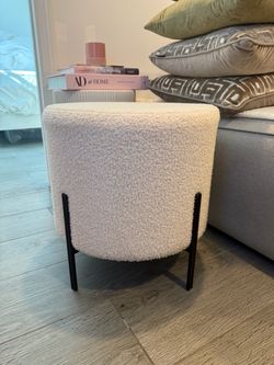 Round Boucle Ottoman with Black Metal Base