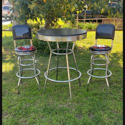 Bar Table And Bar Stools $250