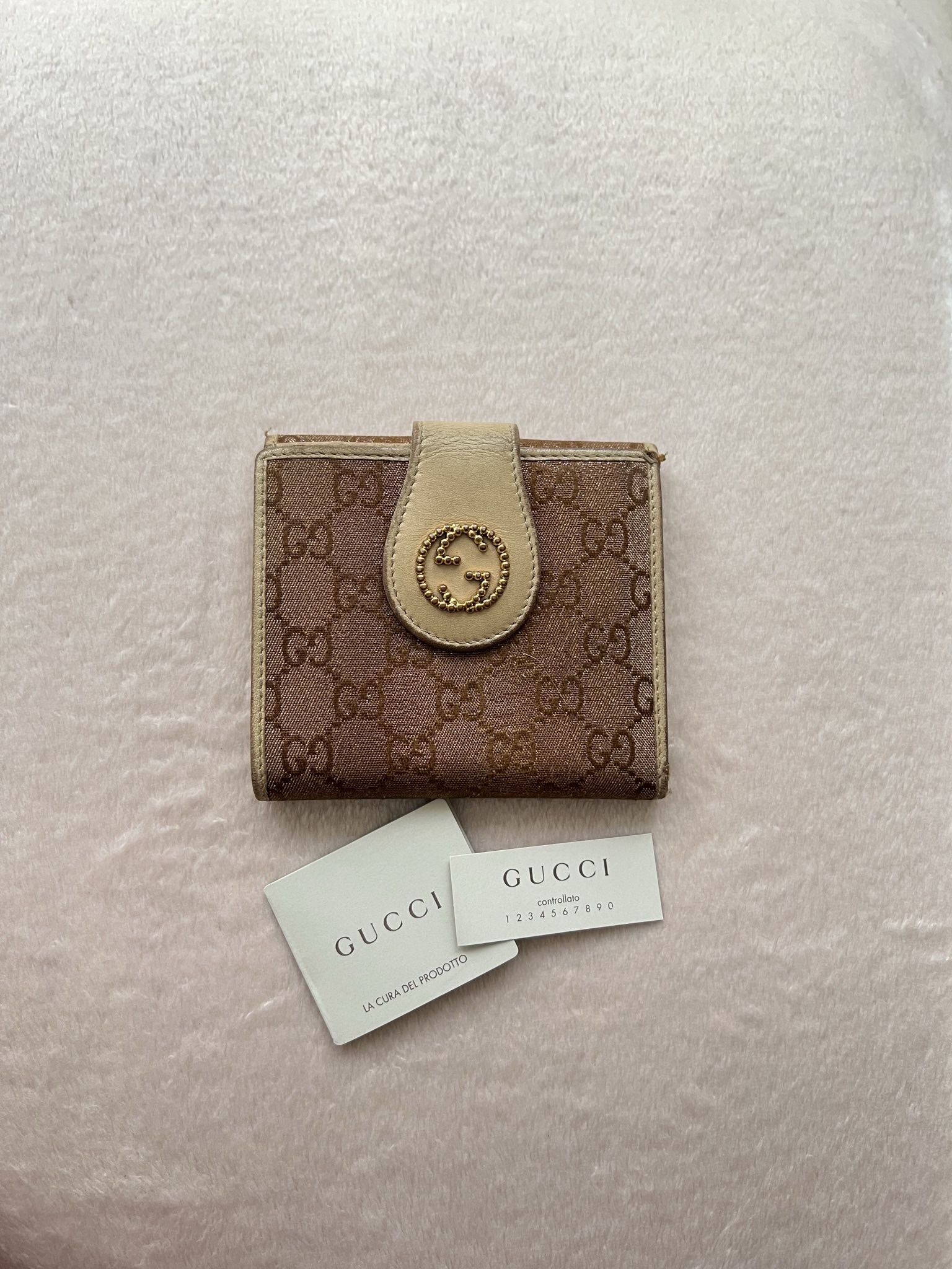 Authentic RARE Gucci Wallet