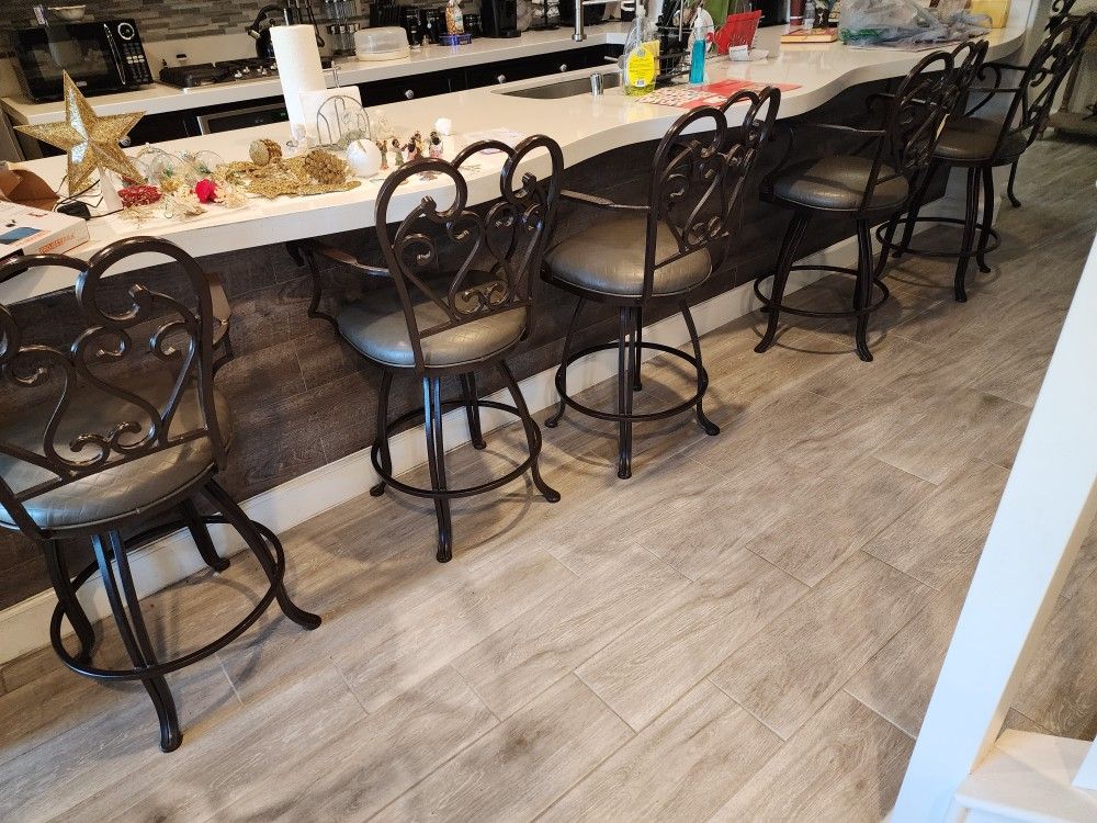 5 Custom Made Wrought Iron (Swivel) Bar Stools