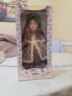 Porcelain Doll Nvr Opened 16in 