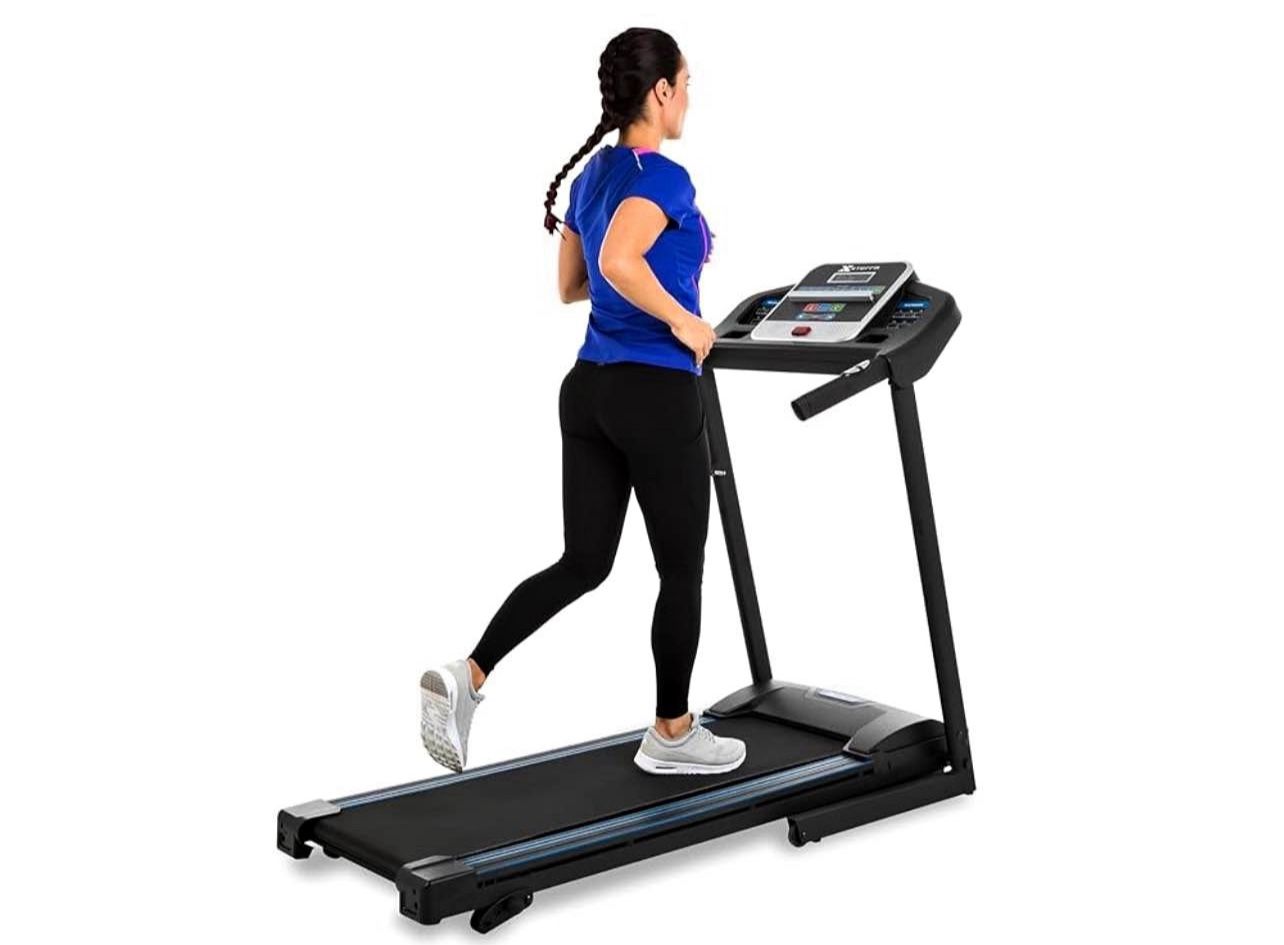 XTERRA Fitness Premium Folding Smart Treadmill, Compact Design, 250+ LB Weight Capacity, Powerful Mo