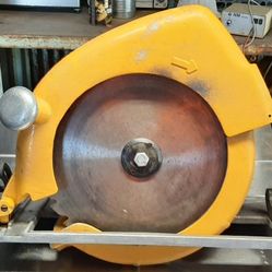 Ingersoll-Rand S120  Air Saw