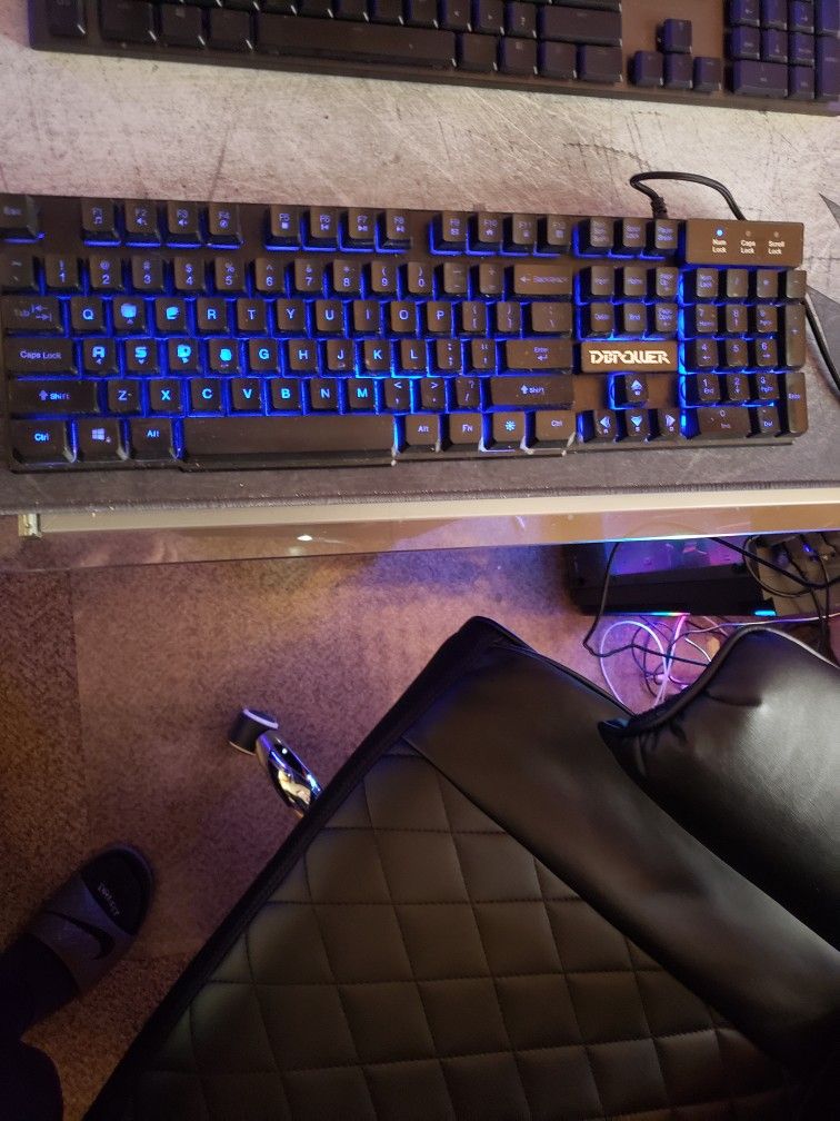 DBPower K928 Gaming Keyboard LED Three Color Backlot USB RGP