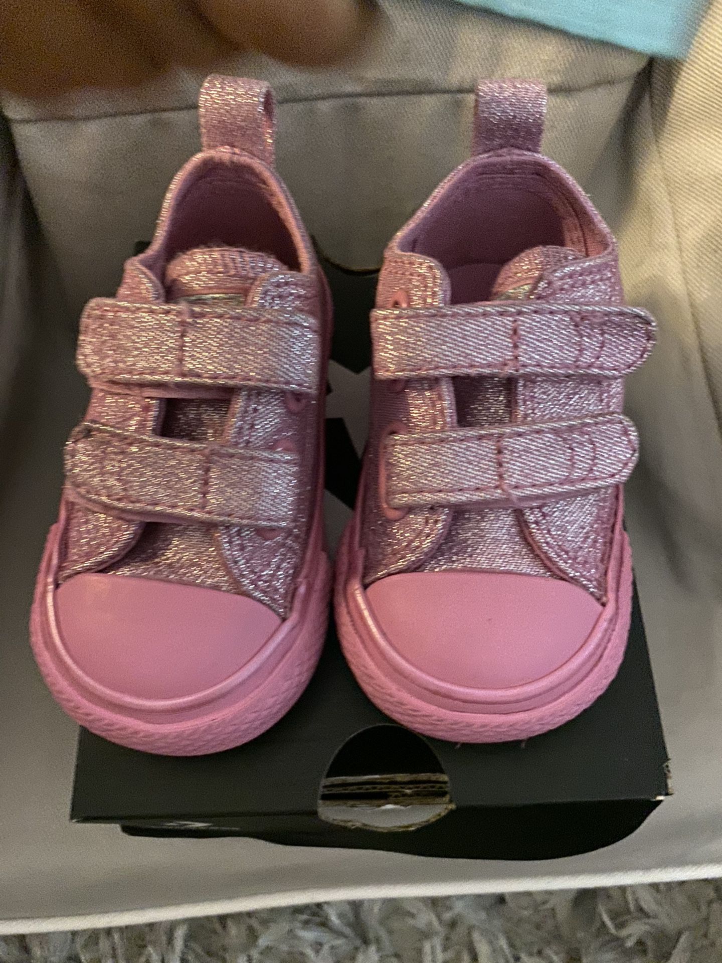 Size 3 infant pink Converse