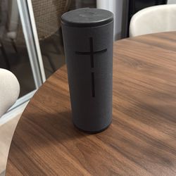 Megaboom 3 ( no charger)