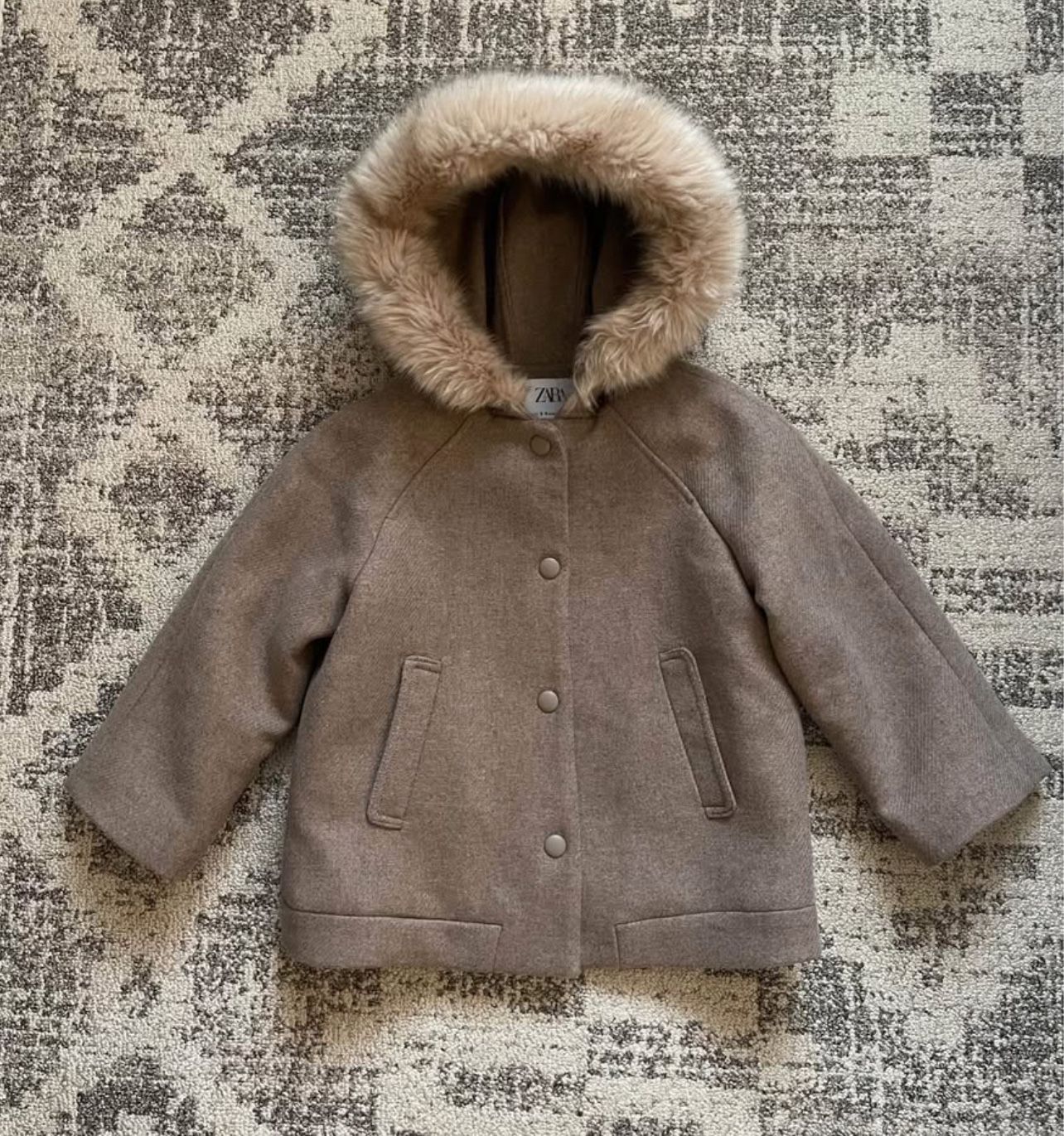 Zara Kids Toddler Girls Faux Fur Hooded Duffel Coat Size 5-6 Y