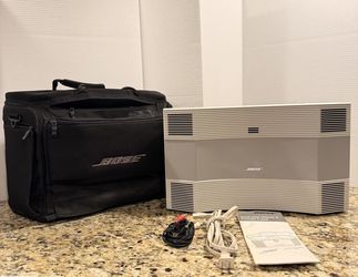 Bose Acoustic Wave CD-3000 Audio System AM/FM CD Player with carry bag -No  Remote