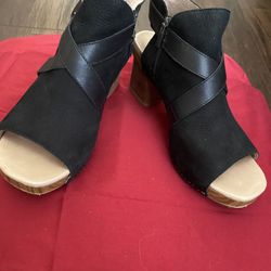 DANSKO Shoes Arlene Black Nubuck Platform Sandal size 7.5