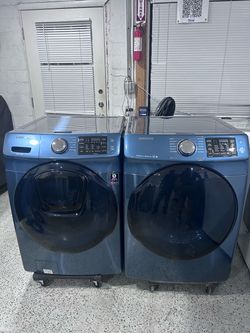 SAMSUNG WASHER AND DRYER. SET.