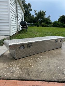 Crossover toolbox for pickup truck bed