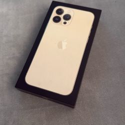 Caja De iPhone 13 Pro Max 
