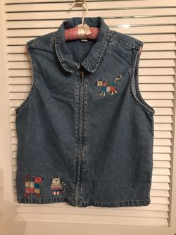 Vintage Christopher & Banks Size Medium Embroidered Cats Denim Blue Jean Vest 