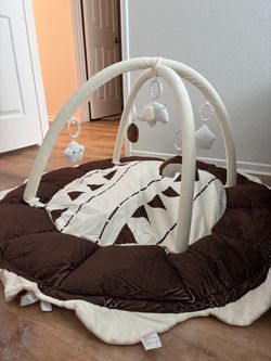 Baby play