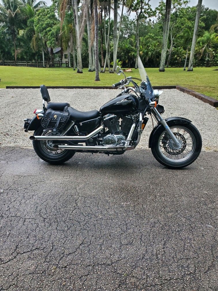 1997 Honda Shadow Motorcycle 1100 Cc, Ace, American Classic Edition Will Trade For Nice Golfcart.