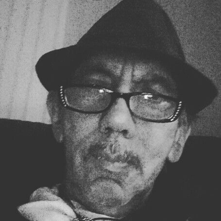 Toms. Roofing. Co. 30. Exp. Shingle flat. Roof