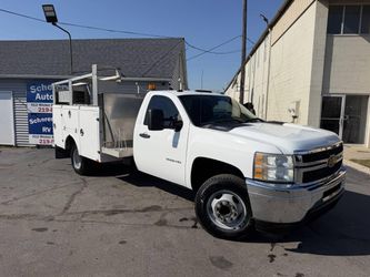 2013 Chevrolet Silverado 3500HD Chassis