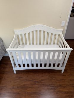 Baby crib