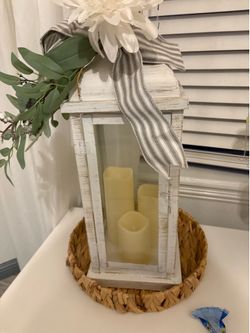 Wood candle decor