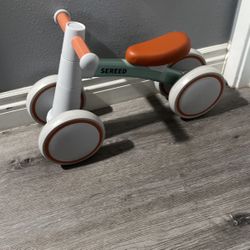 Kids balance bike