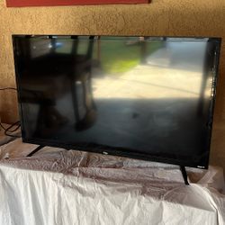  32" Roku TV (with remote control)