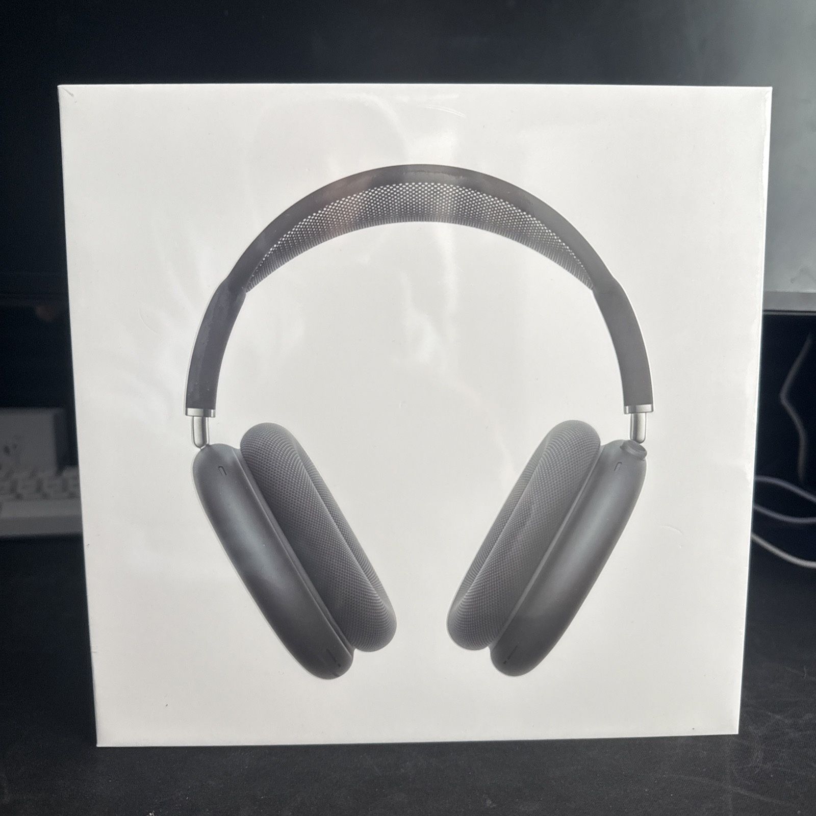 Airpod Max Headphones USB C Midnight Brand New