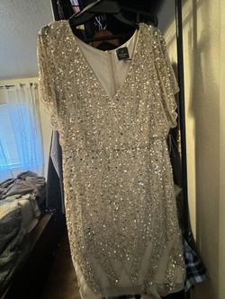 Gold Dress Adrianna Pappel 