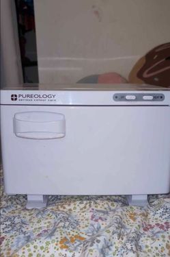Pureology UV Hot Towel Warmer