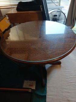 Round table
