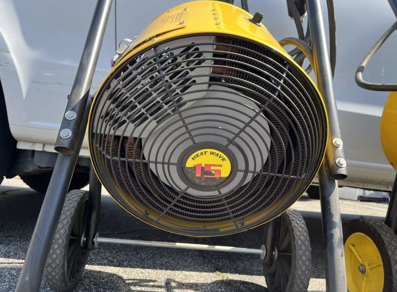 Fostoria Portable Heat Wave Electric Heater fes 1548 3e