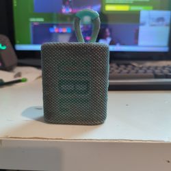 JBL Go 3