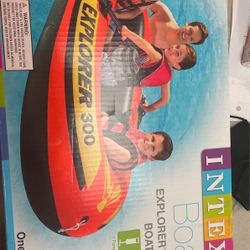 Boat Set - Explorer 300 With 1 Pump 2 Oars