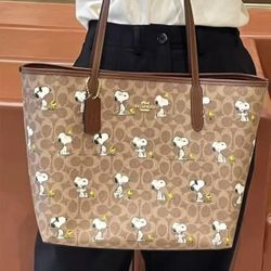 NWT Coach X Peanuts City Tote In With Snoopy Woodstock
