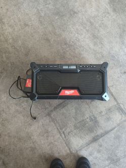 The Milwaukee M18 Bluetooth Jobsite Radio