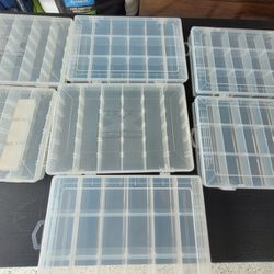 Rubbermaid Wrap'n Craft Jumbo wrapping paper storage bin/box with removable  trays for Sale in Houston, TX - OfferUp