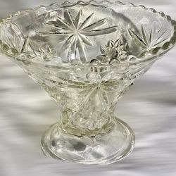 Vtg Pressed Glass Starburst Pattern Fluted Flared Bowl Short Vase Scallop Trim
