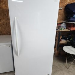 LIKE NEW FREEZER