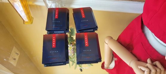 Prada Perfume Sample 