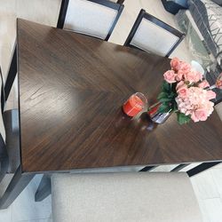 Dining room set