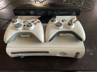 Xbox 360 With Kinect And 2 Controller