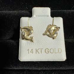 14 K Yellow Gold Dolphins 🐬 Stud Earrings 