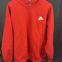  State Farm Red Crewneck Sweatshirt – Embroidered Logo – Gildan Heavy Blend – Size Large