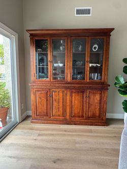 Wooden Cabinet/Hutch