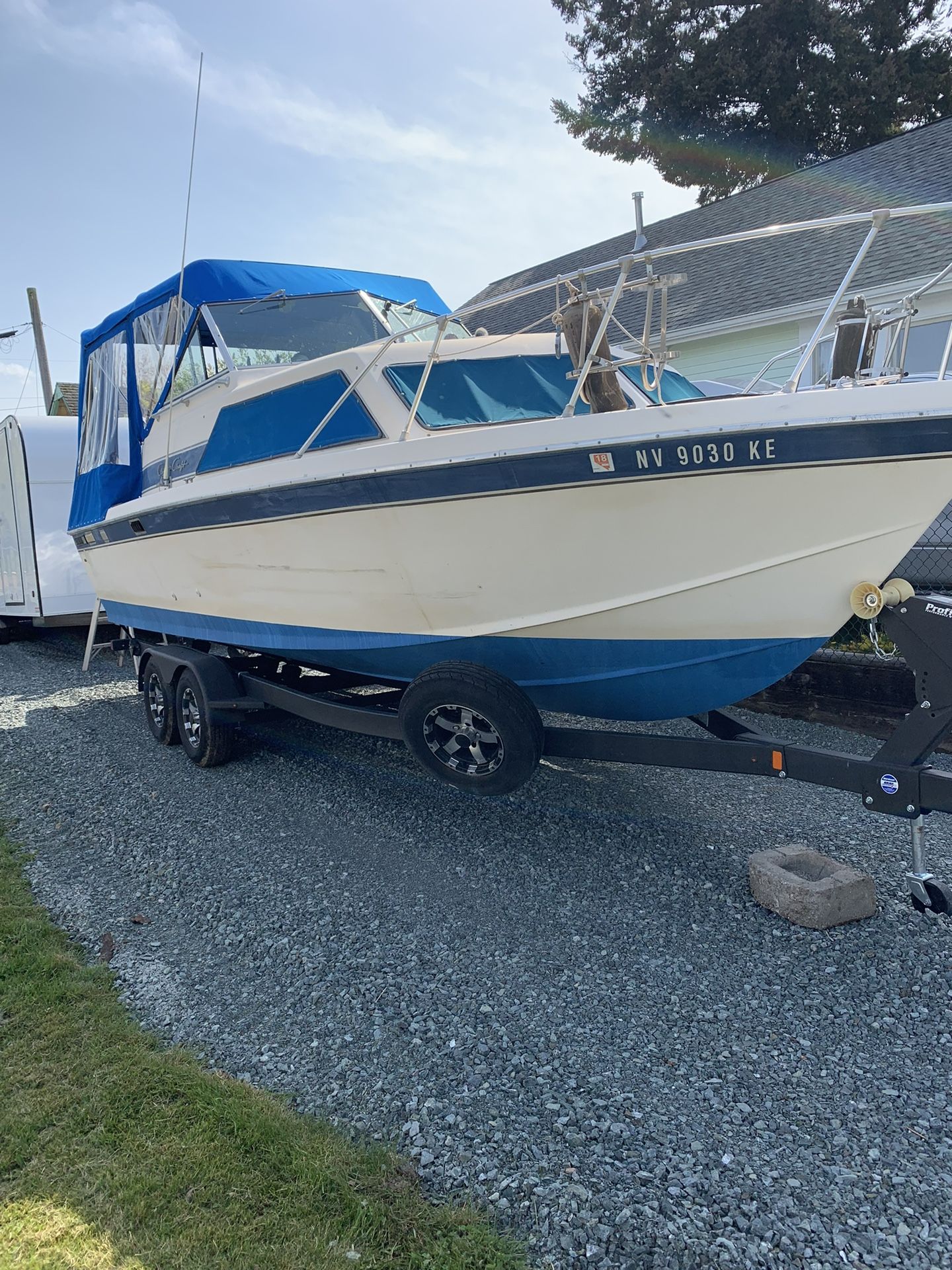 1983 Chris Craft Catalina